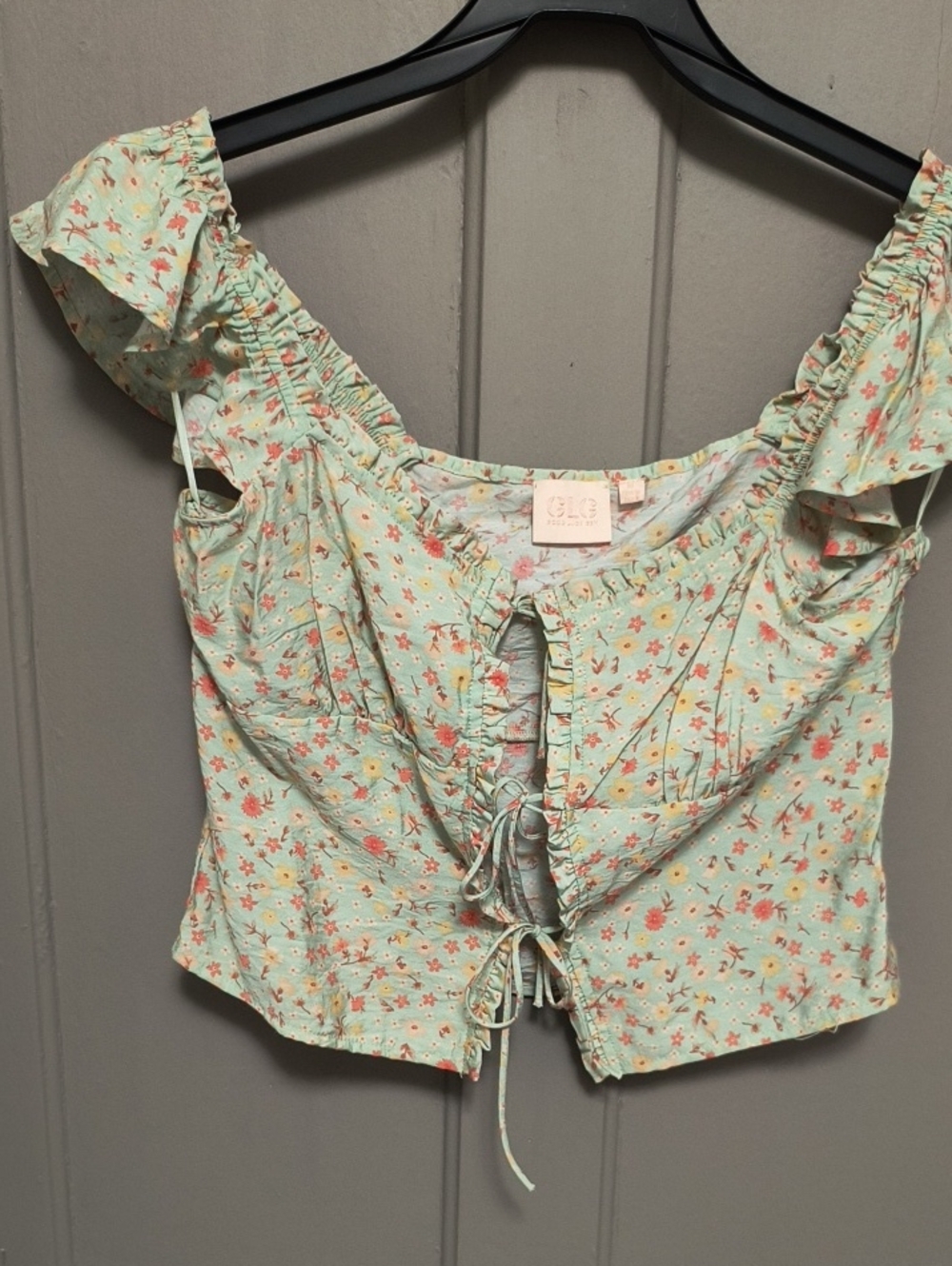 Good Luck Gem Mint Floral Tie-Front Crop Top